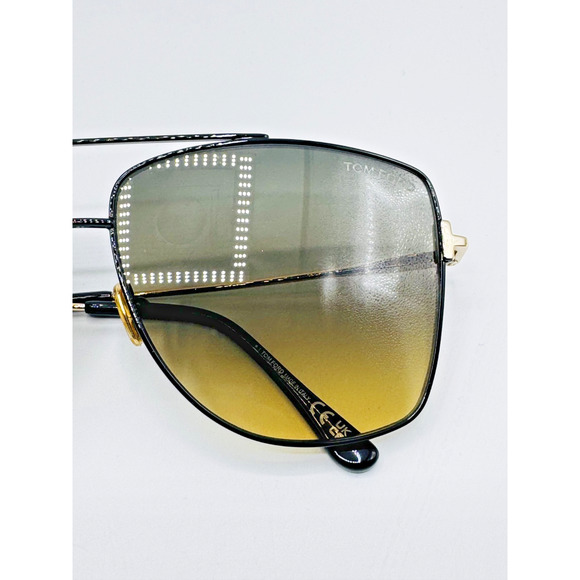Tom Ford Sunglasses Reggie TF838 01B Black Aviator Frame Brown Gradient Lens New main image 11